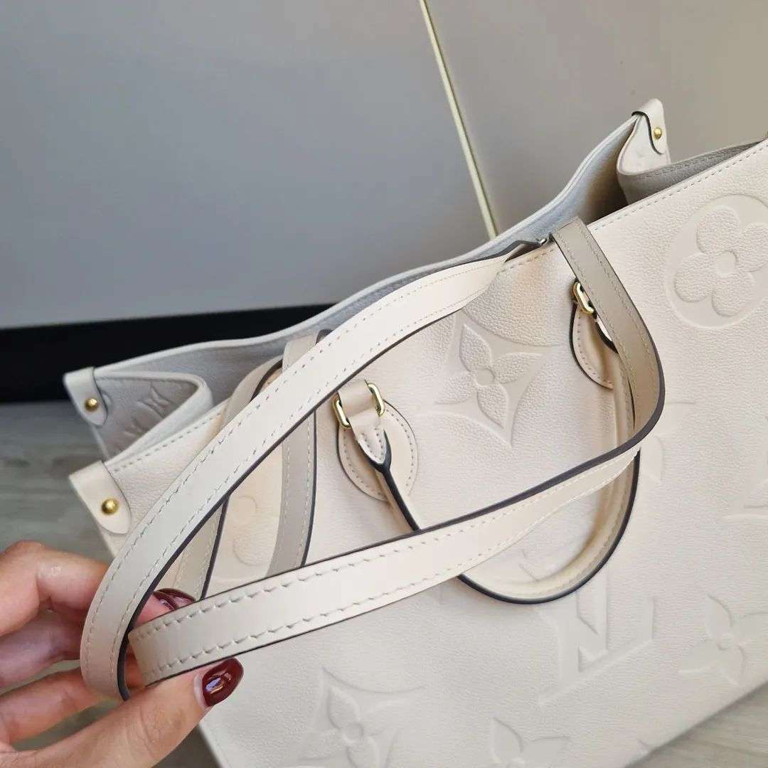 Louis Vuitton Onthego GM