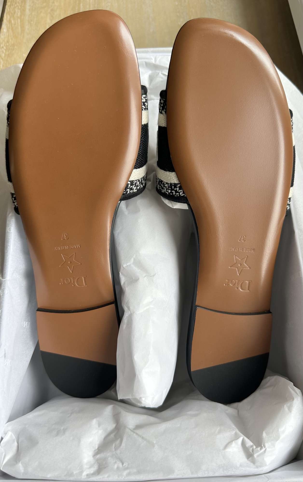 Nové papuče DIOR model DWAY veľkosť 37