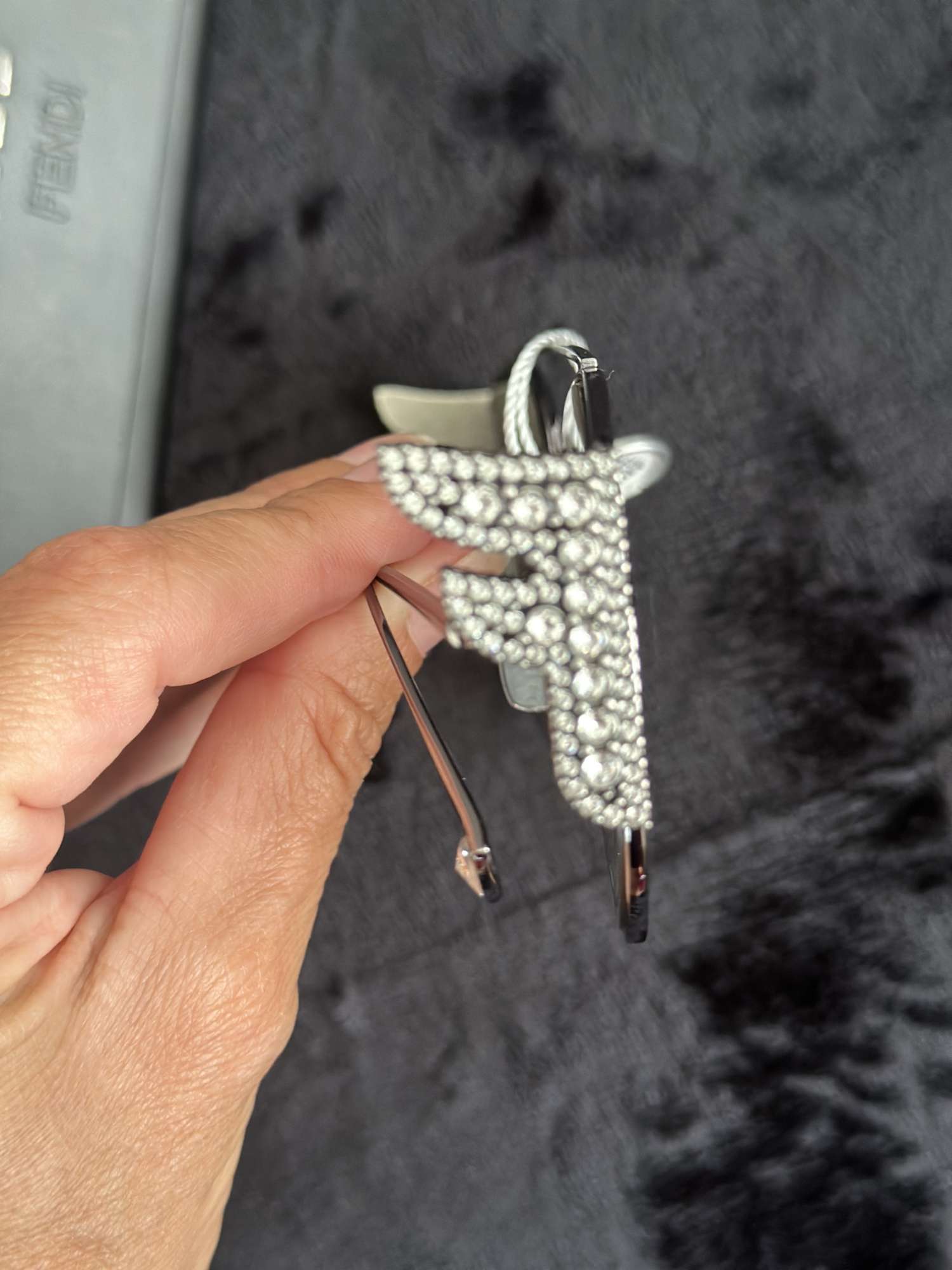 Slnečné okuliare Fendi