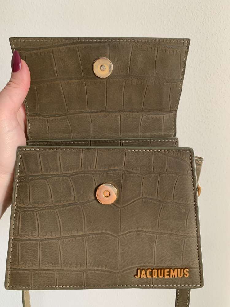 Jacquemus Le Chiquito Moyen