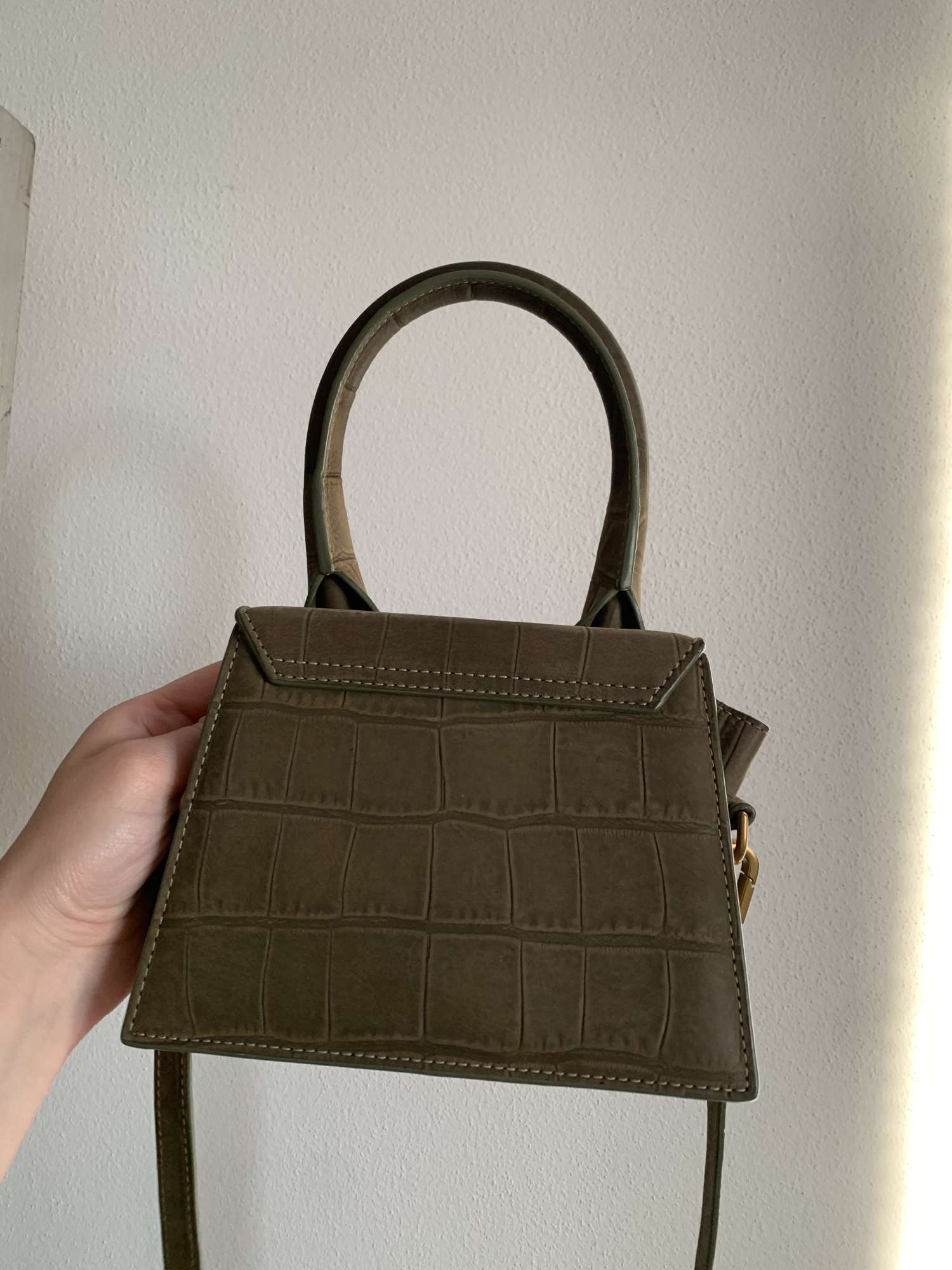 Jacquemus Le Chiquito Moyen