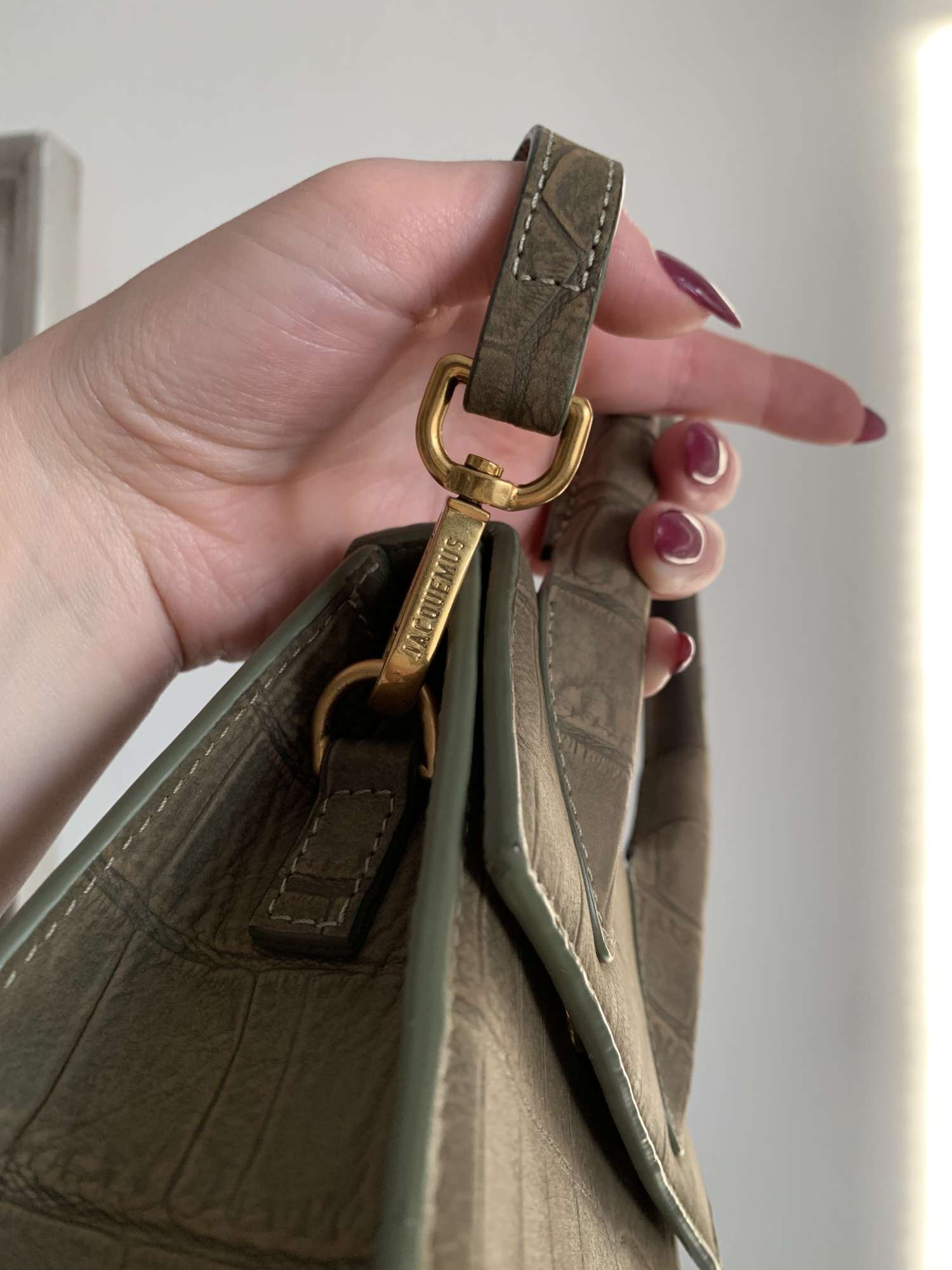 Jacquemus Le Chiquito Moyen