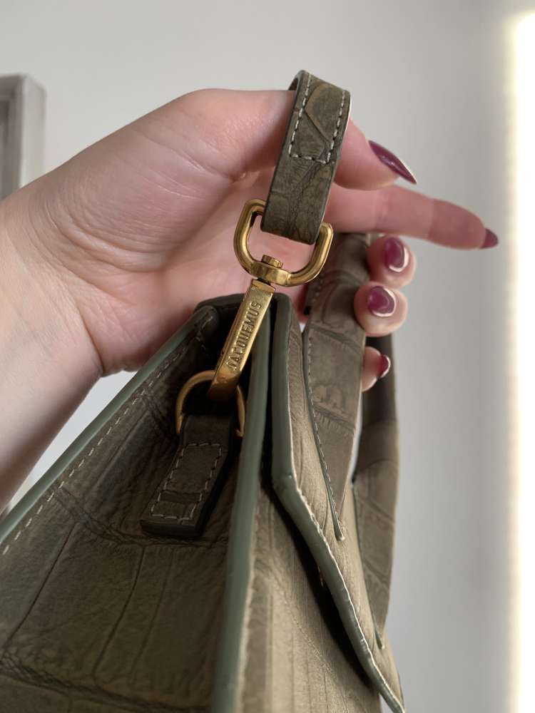 Jacquemus Le Chiquito Moyen