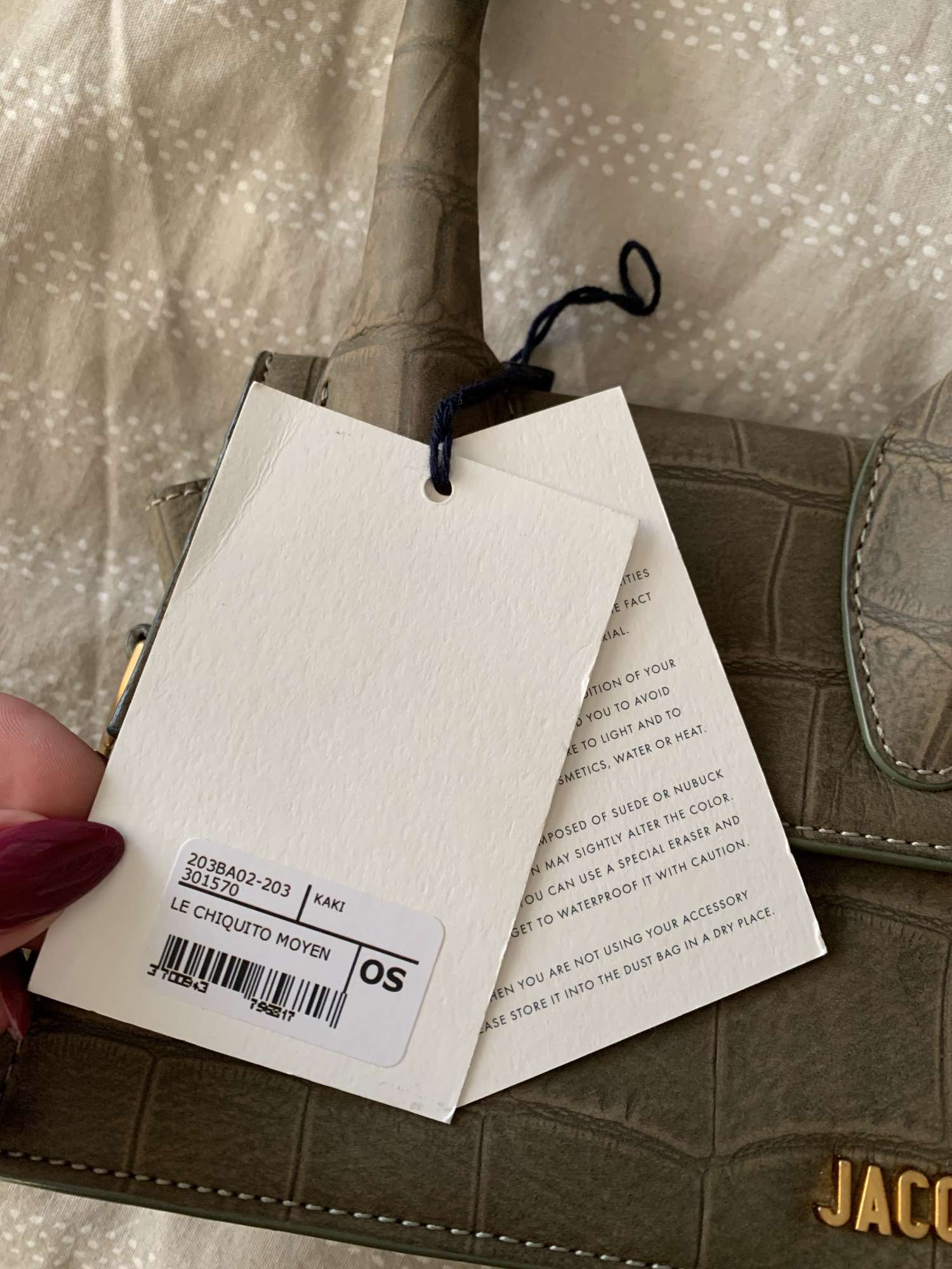 Jacquemus Le Chiquito Moyen