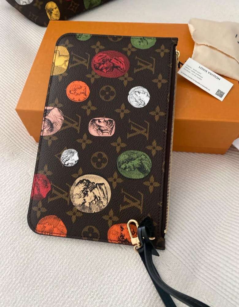 Louis Vuitton clutch