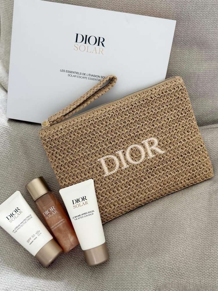 Dior clutch