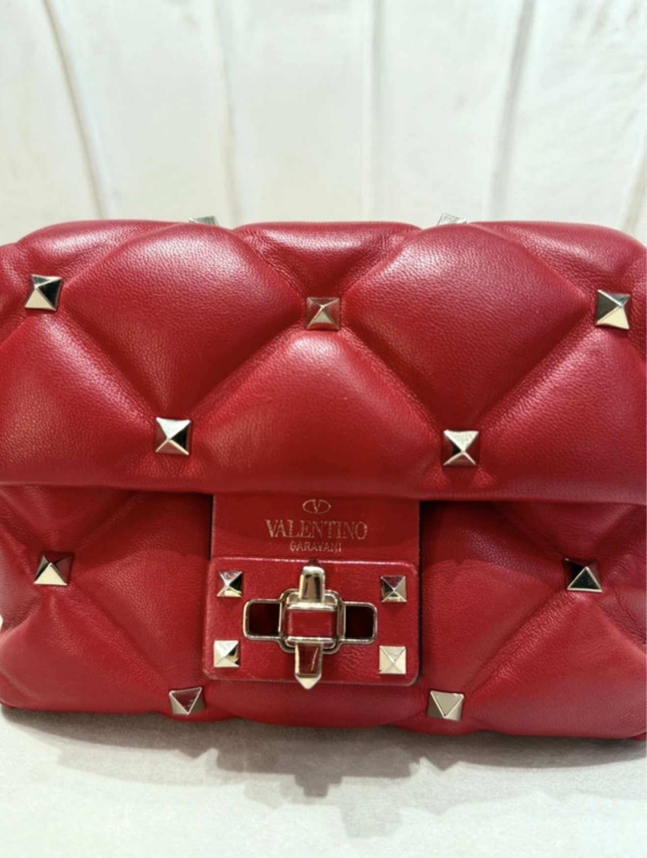 Valentino Garavani kabelka