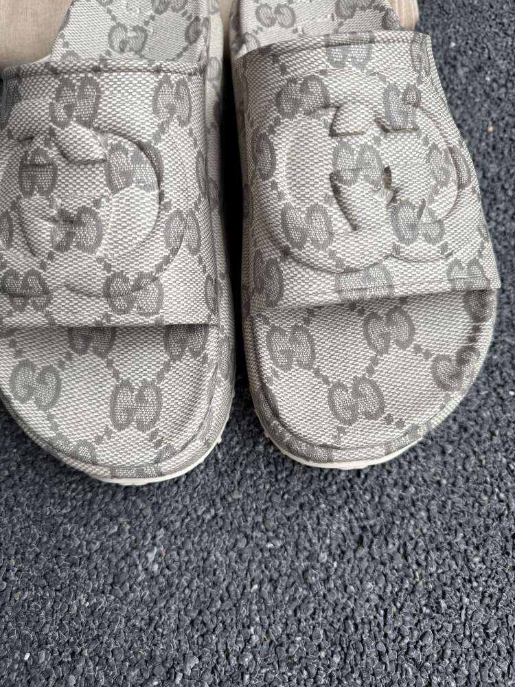 Gucci supreme panské šlapky