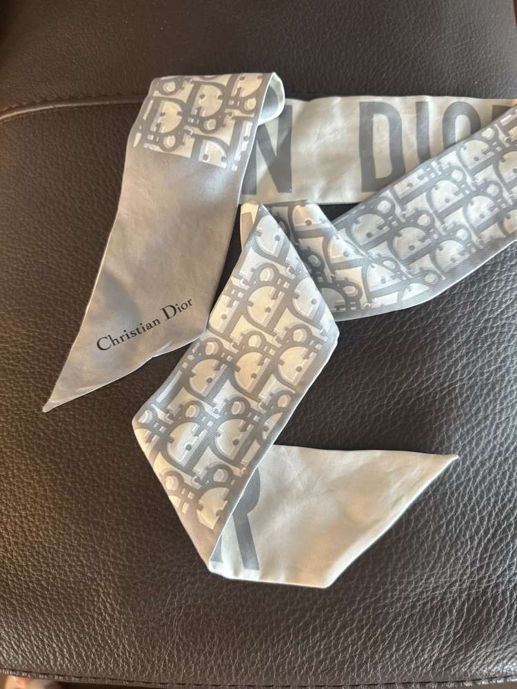 Christian Dior twilly satka