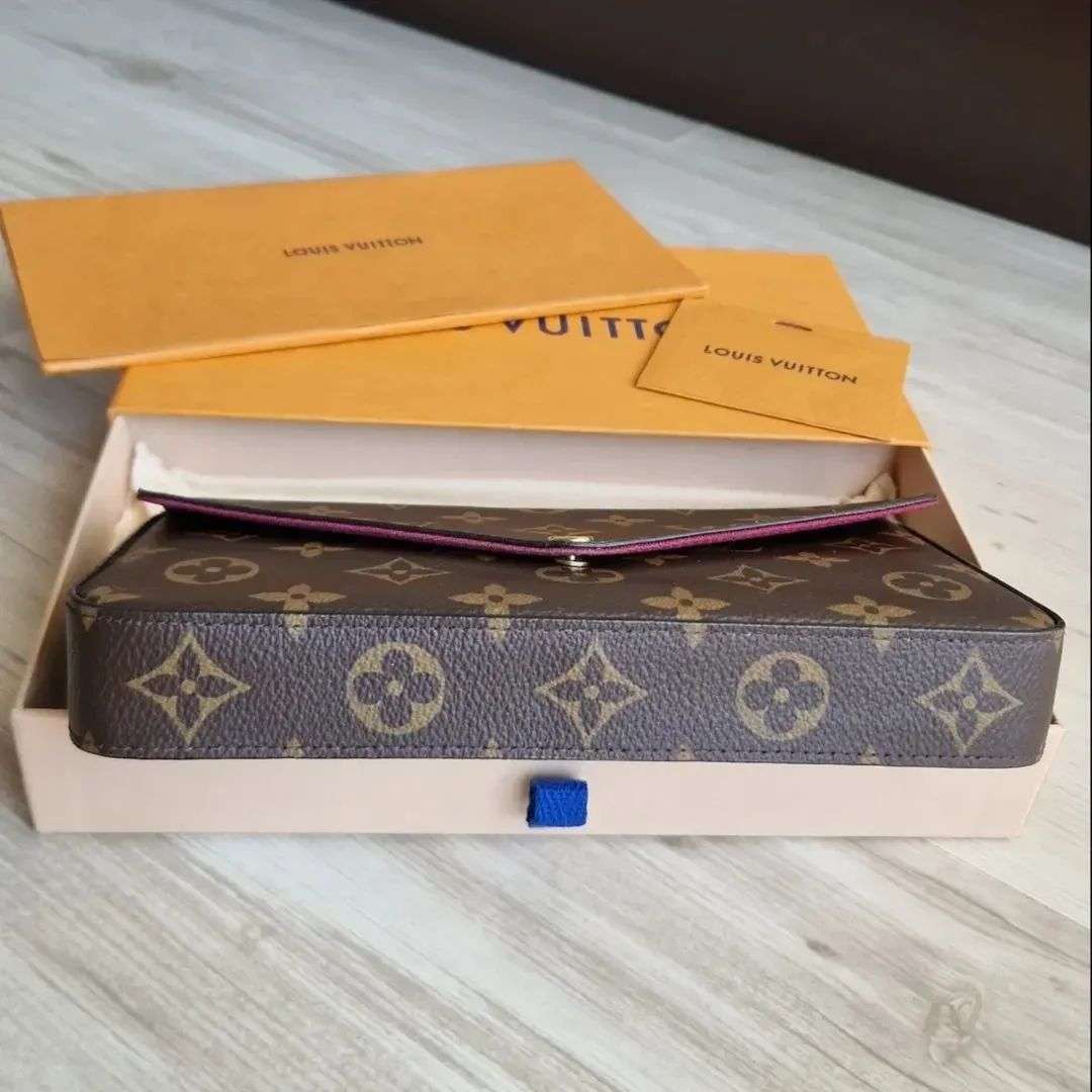 Louis Vuitton Felicie Monogram