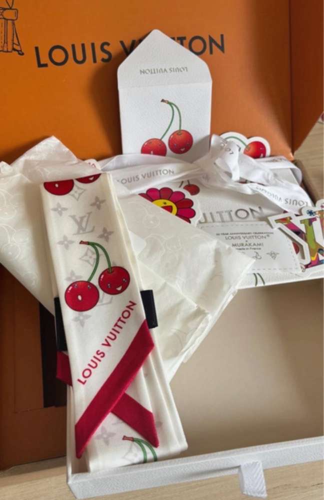 Louis Vuitton šatka
