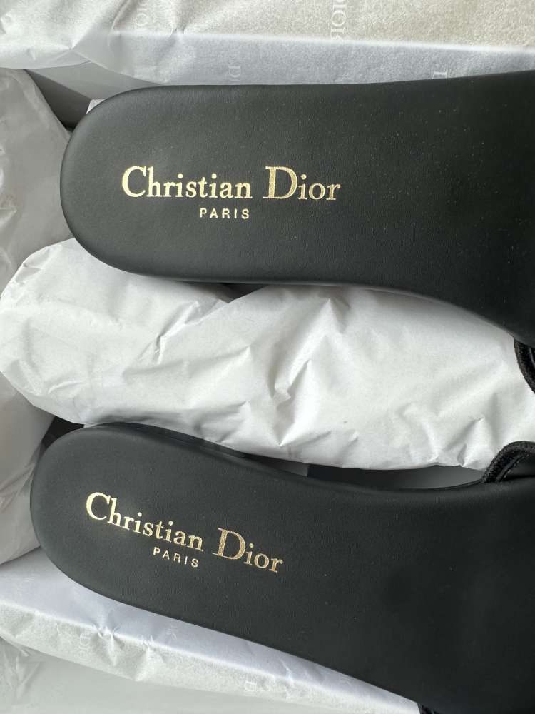 Nové šľapky CHRISTIAN DIOR model Dway veľkosť 38
