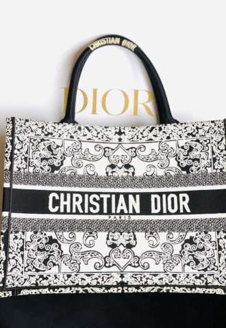 https://vipluxury.sk/Dior tote medium