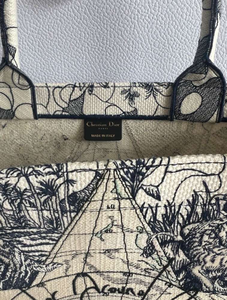 Dior tote bag large
