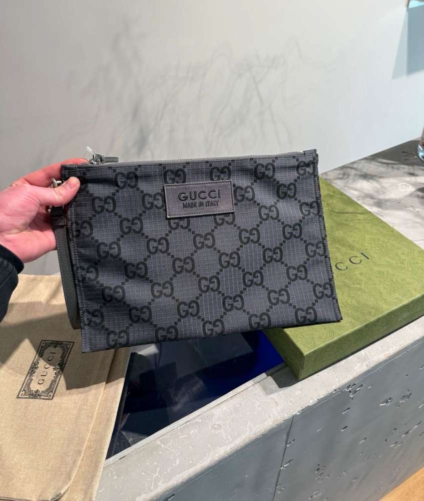Gucci clutch