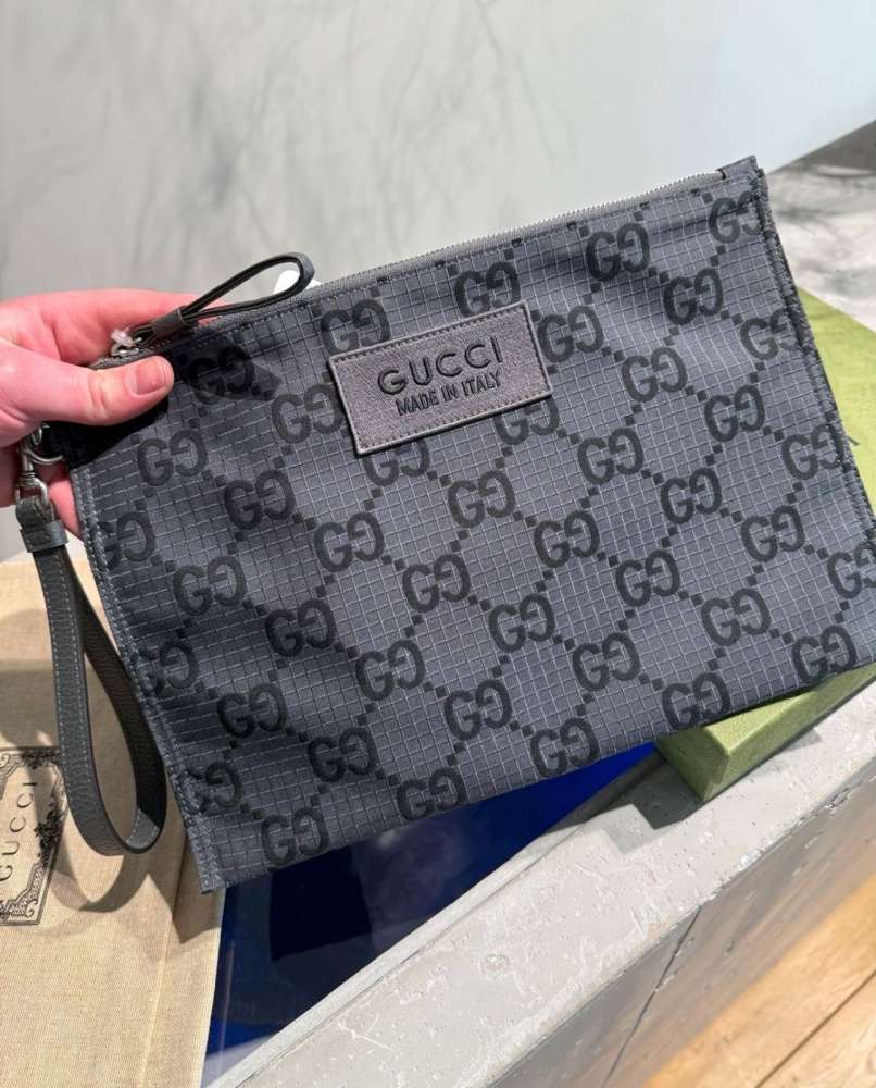 Gucci clutch