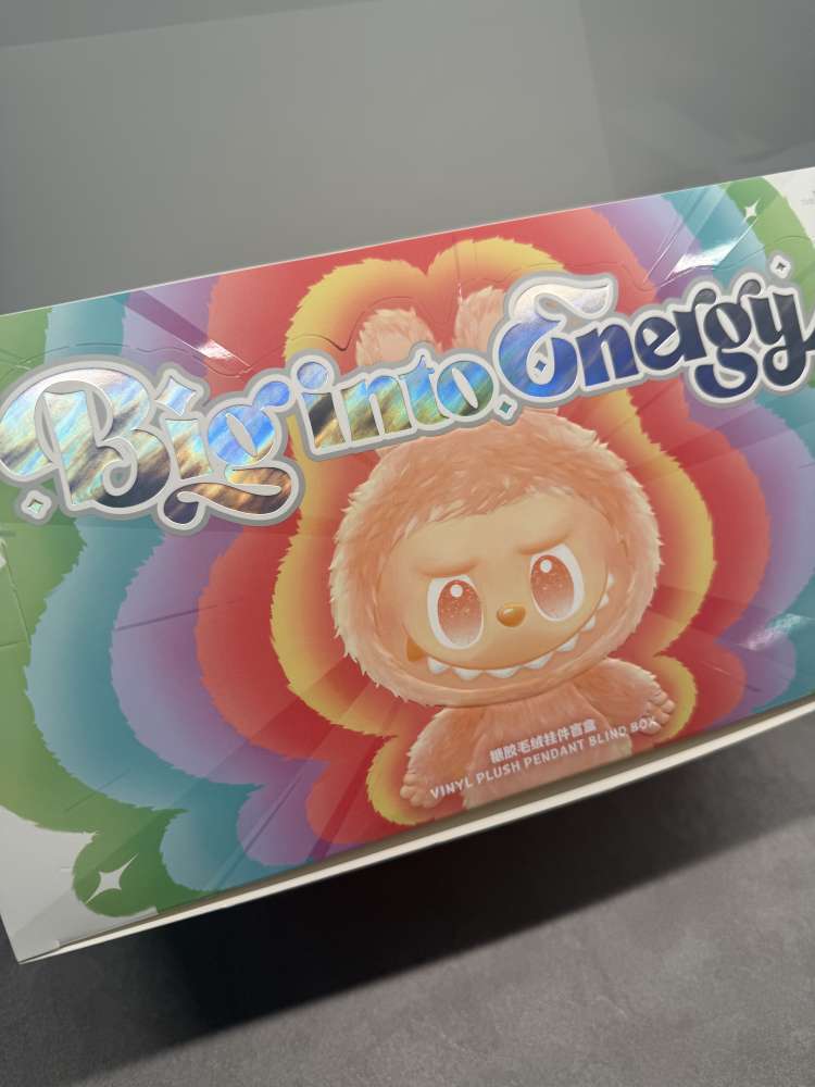 Labubu Big into Energy Popmart