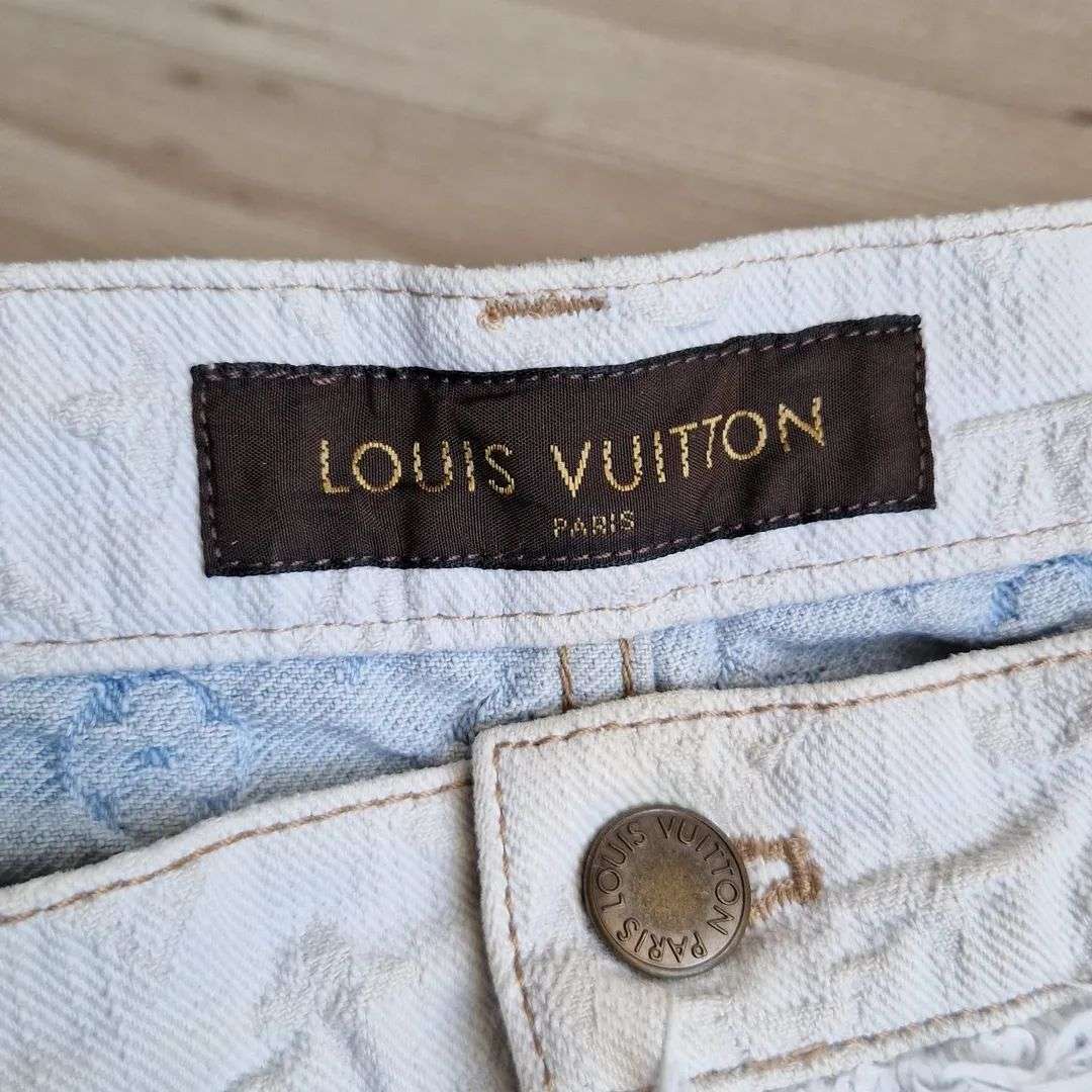 LV shorts Denim