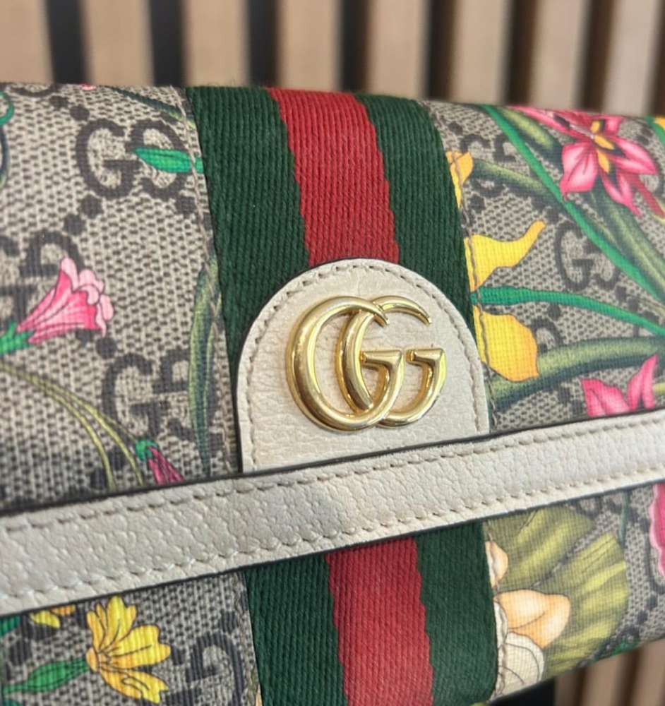 Gucci penazenka