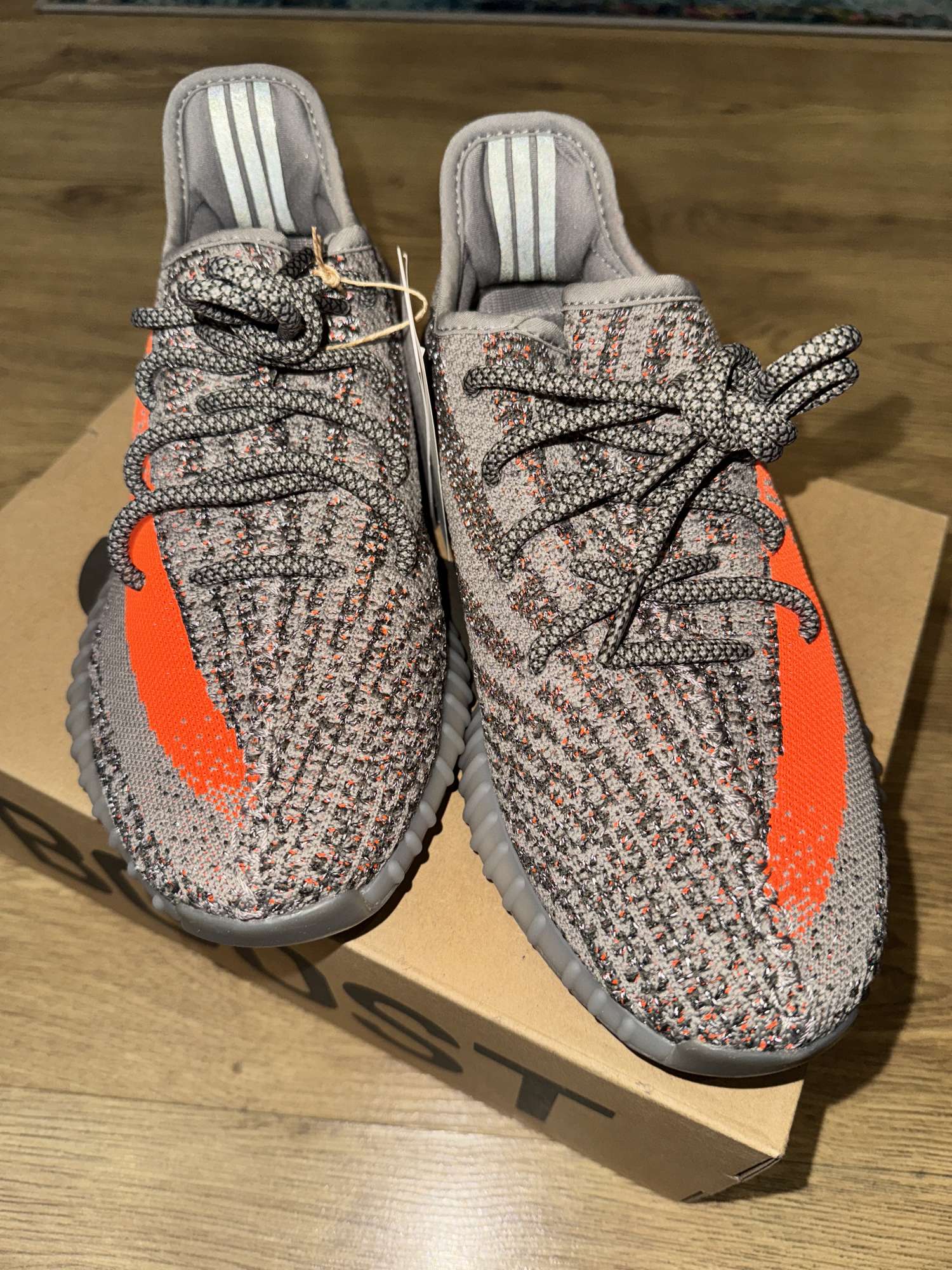 Tenisky Yeezy Boost 350 v2 Beluga Reflective