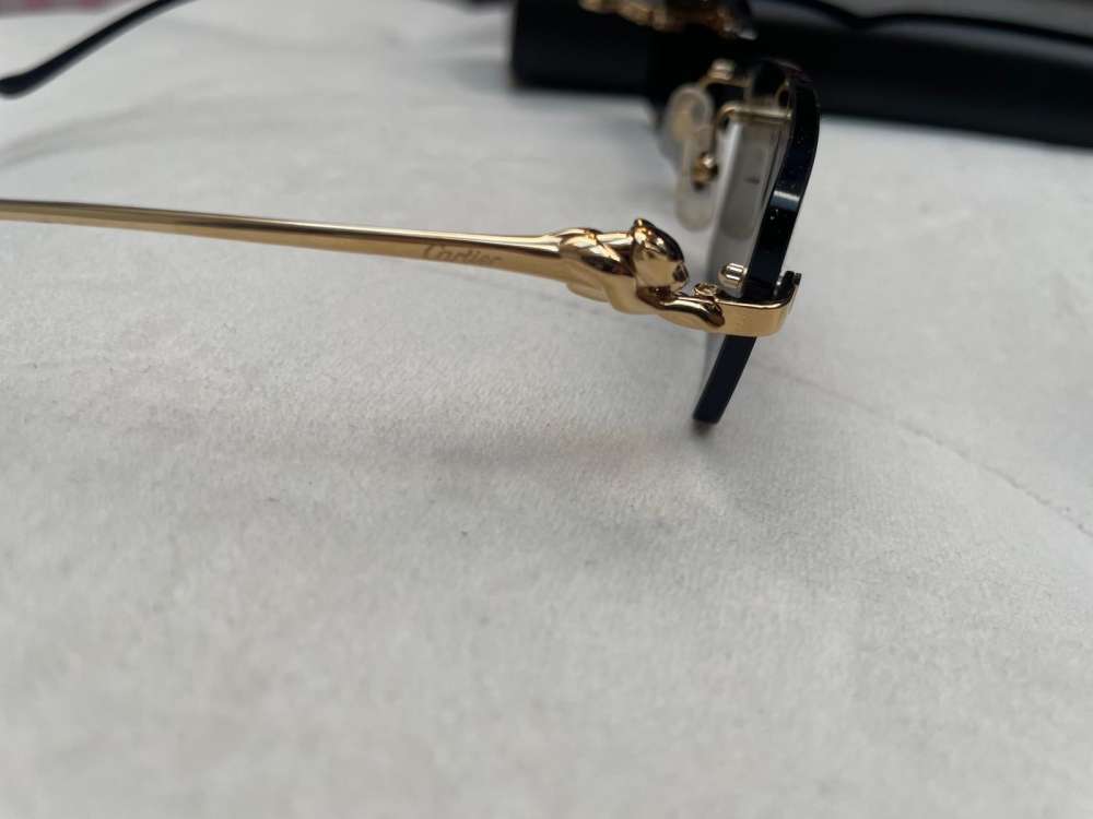 Cartier slnečné okuliare nenosené