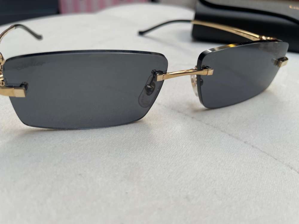 Cartier slnečné okuliare nenosené