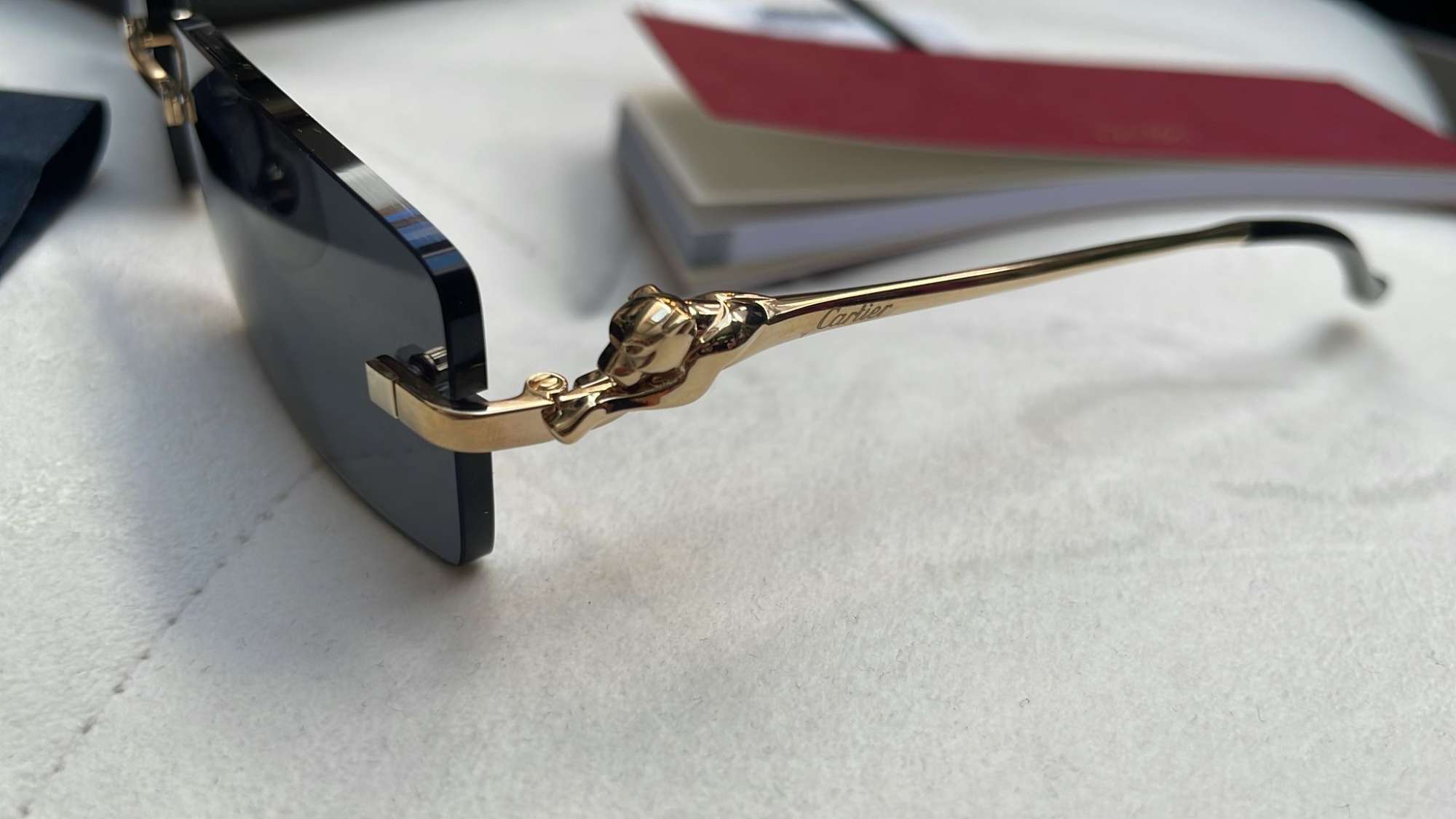 Cartier slnečné okuliare nenosené