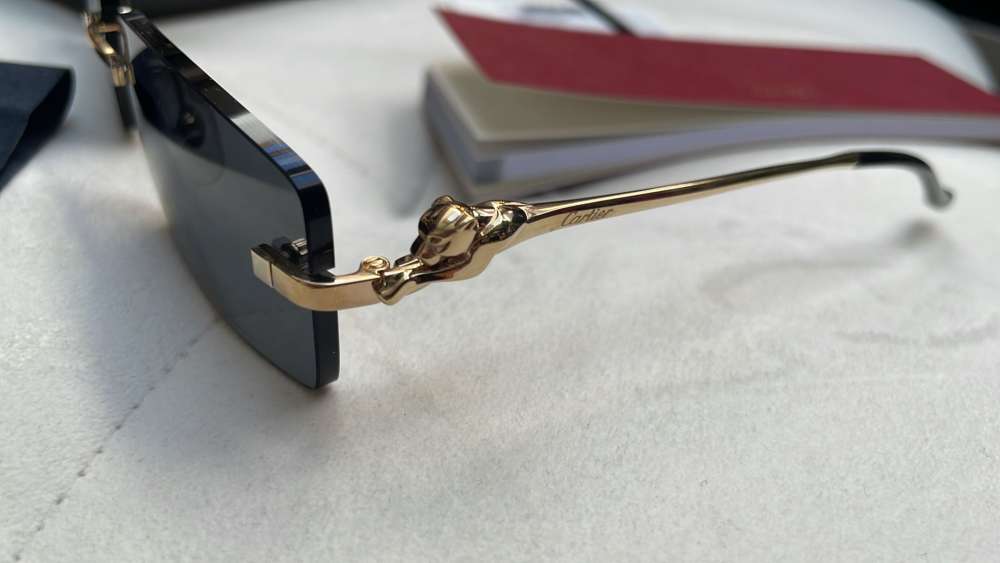 Cartier slnečné okuliare nenosené