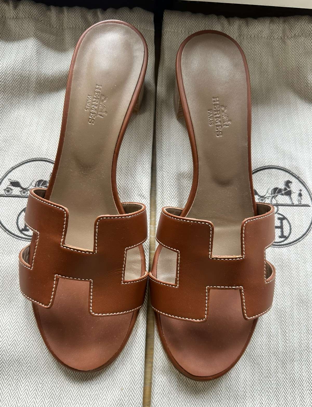 Nové šľapky HERMES model Oasis farba GOLD 40,5