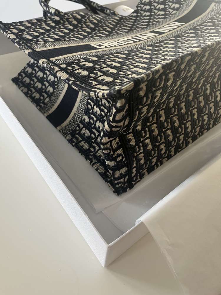 Dior Booktote Large