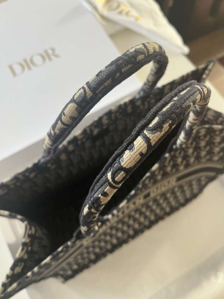 Dior Booktote Large