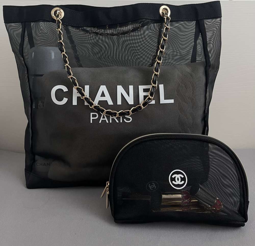 CHANEL BEAUTY PLÁŽOVÁ TAŠKA S POCHETKOU