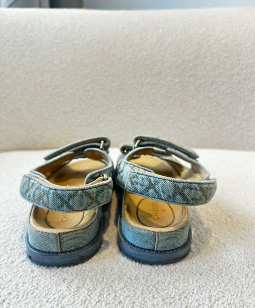Chanel sandalky