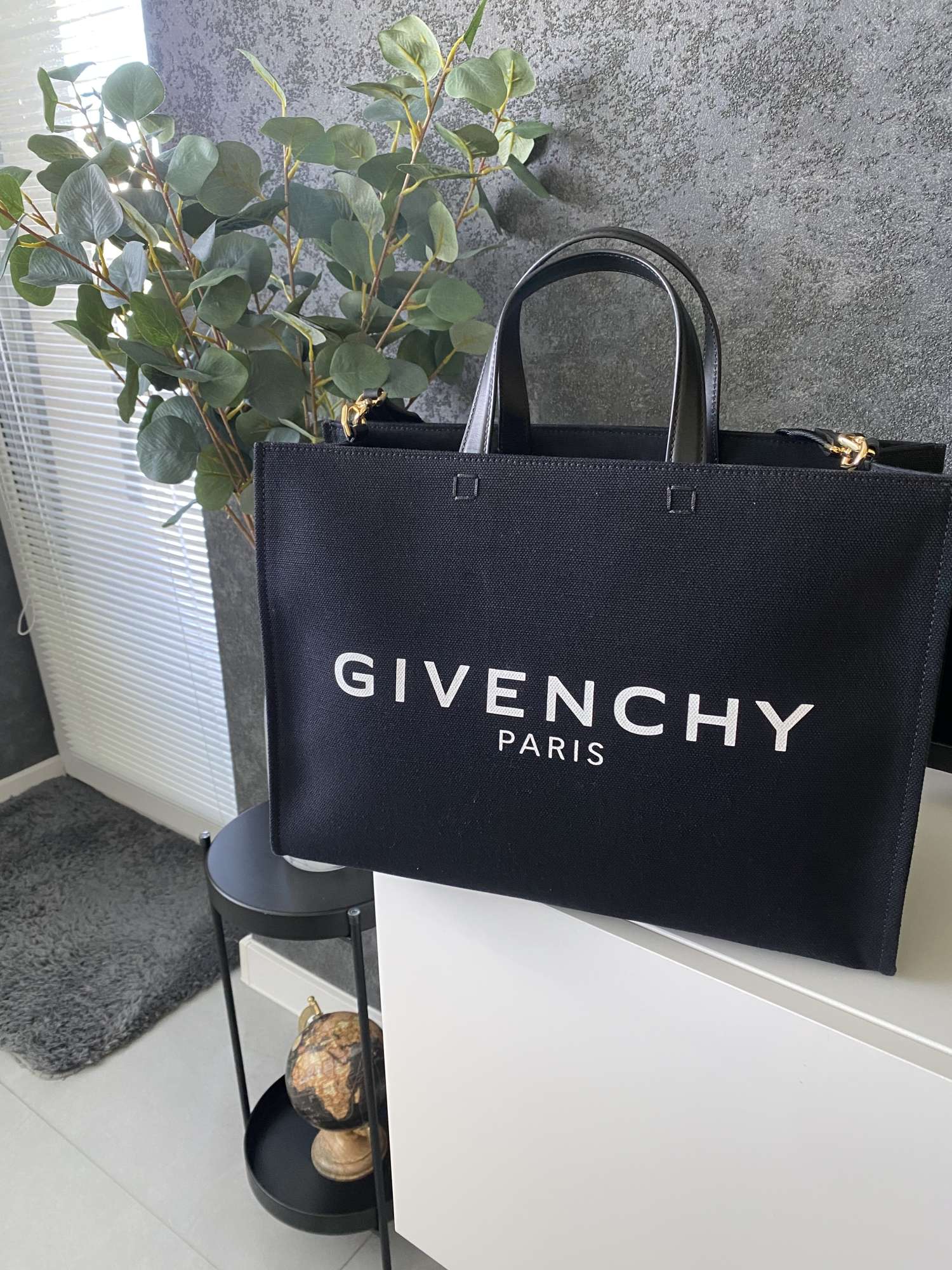 Givenchy kabelka