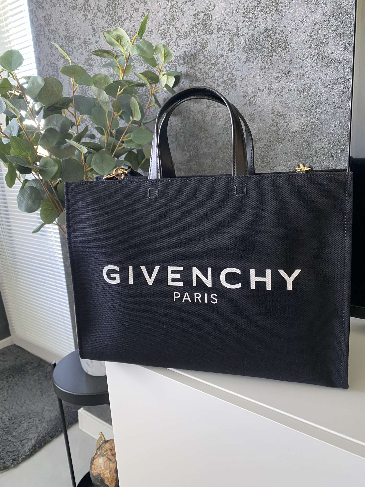 Givenchy kabelka