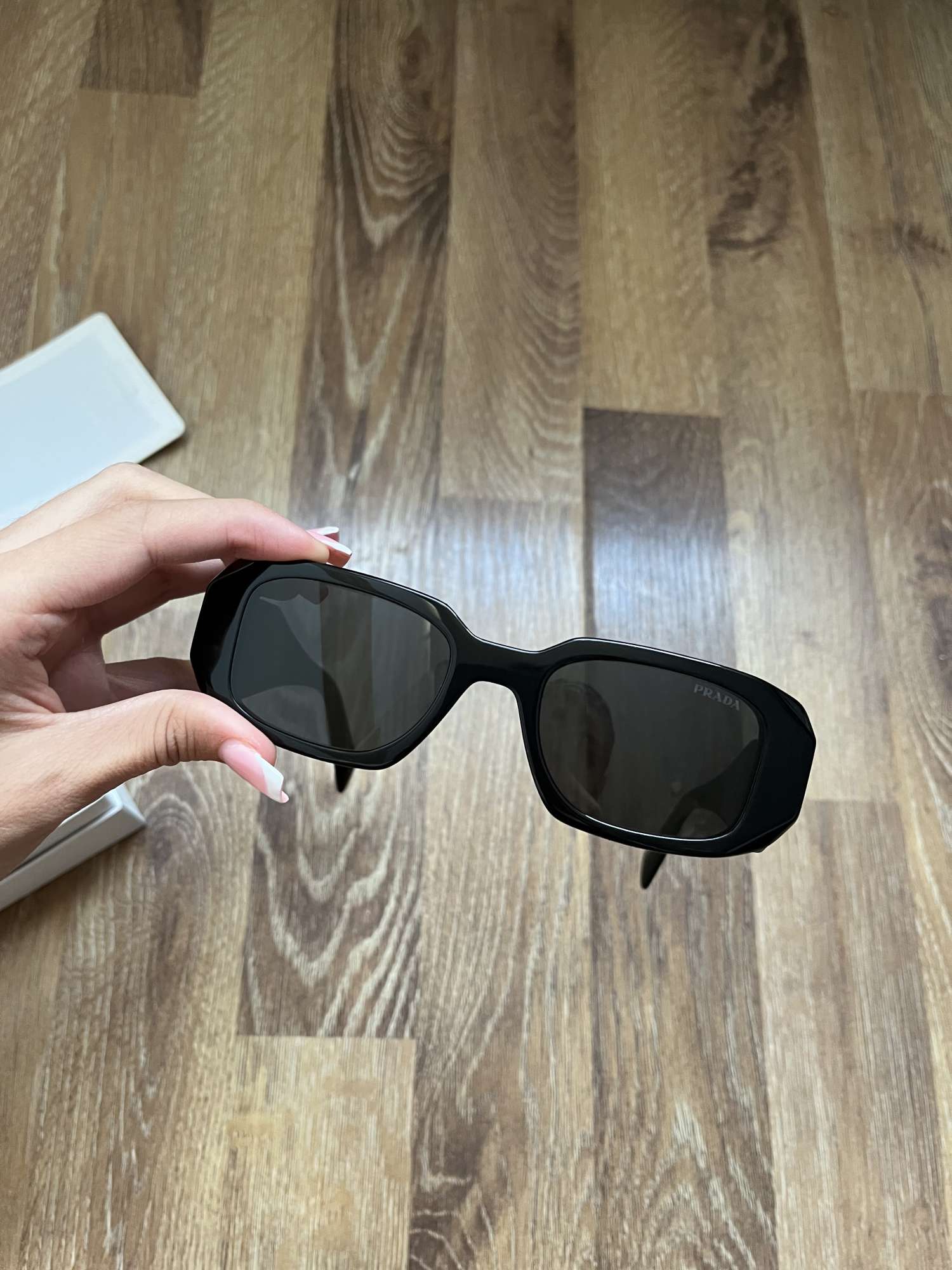 Prada slnečne okuliare