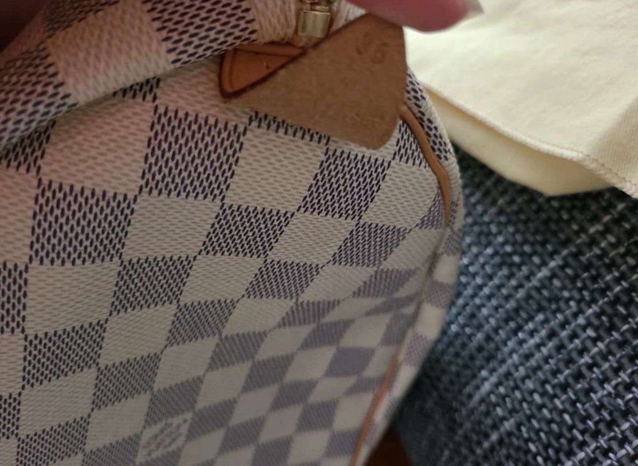 Louis Vuitton Speedy 35