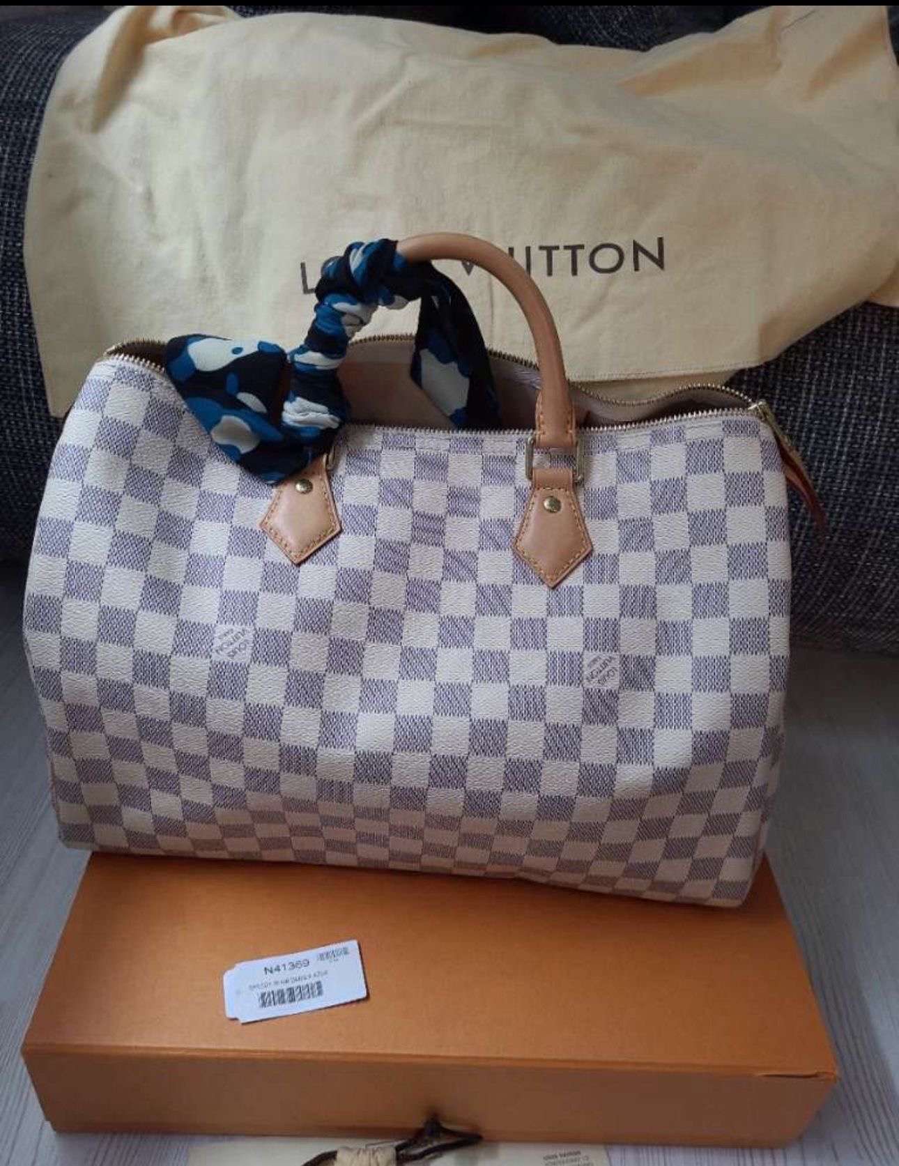 Louis Vuitton Speedy 35