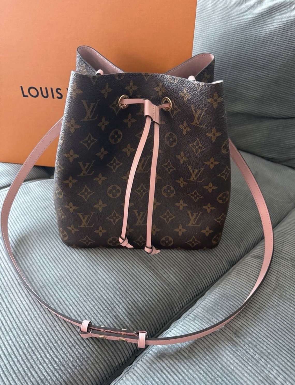 Louis Vuitton Neo Noe