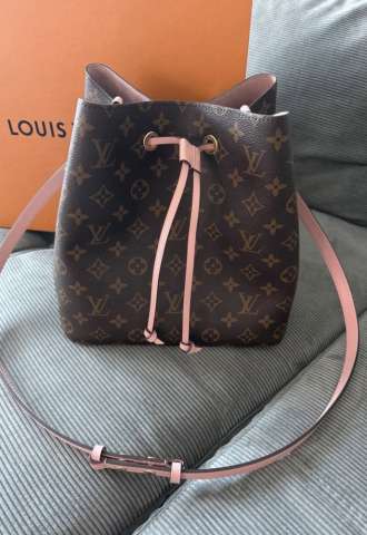 https://vipluxury.sk/Louis Vuitton Neo Noe