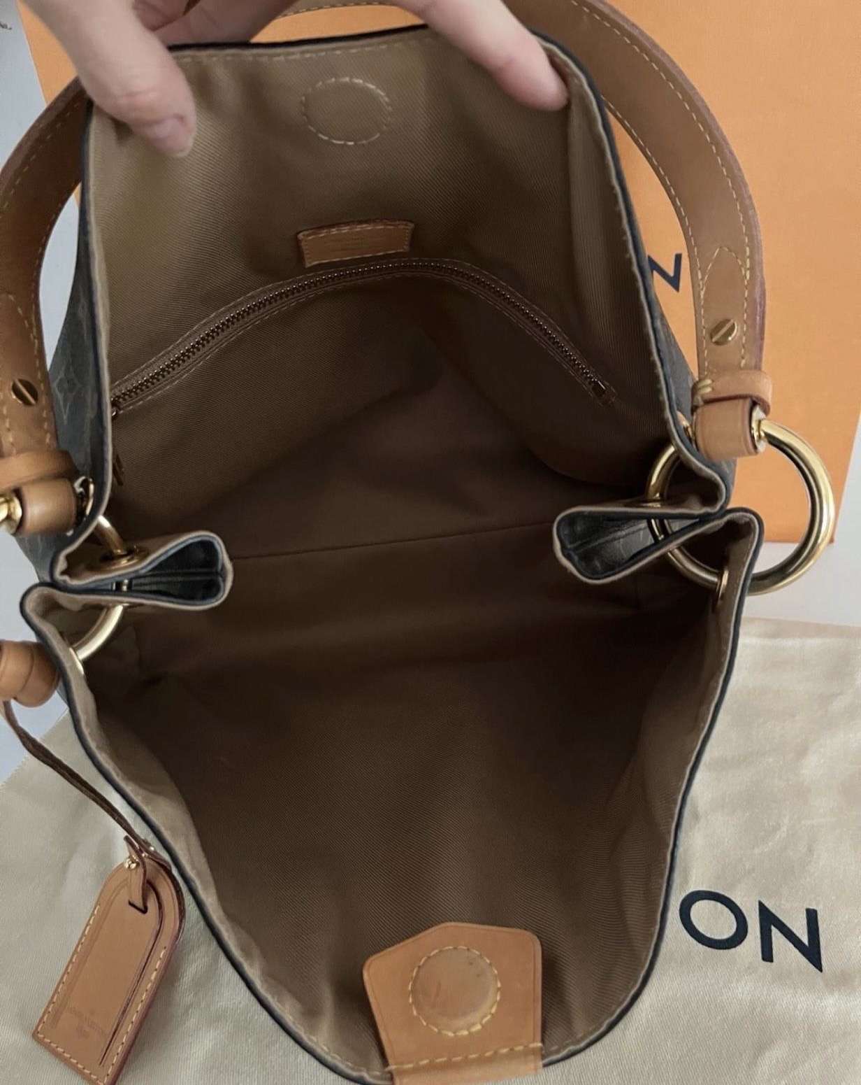 Louis Vuitton graceful PM