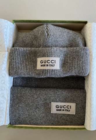 https://vipluxury.sk/Gucci set- čiapka a šál