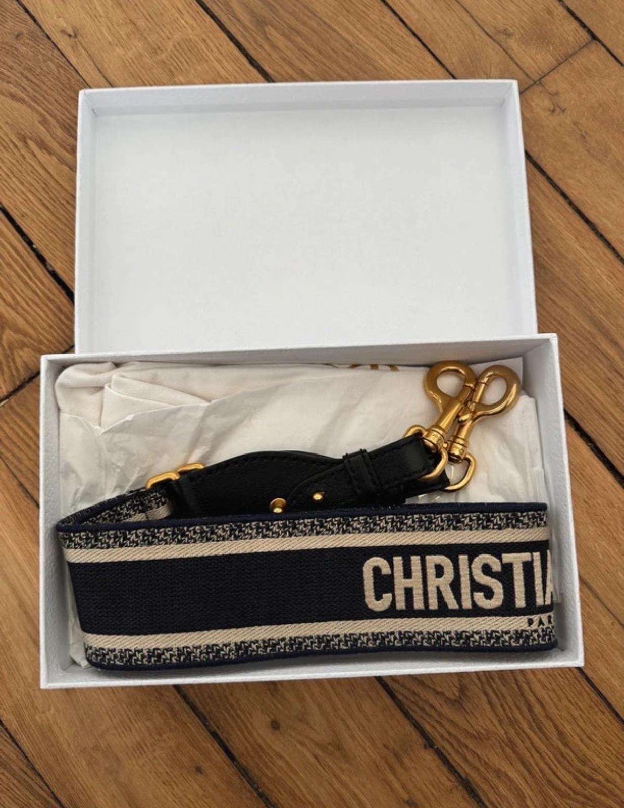 Dior strap