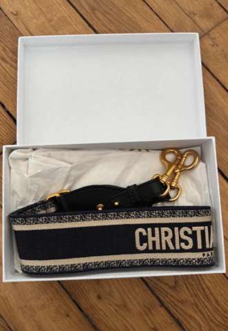 https://vipluxury.sk/Dior strap
