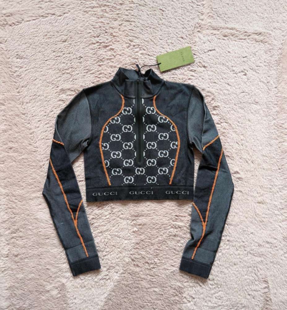 Gucci top