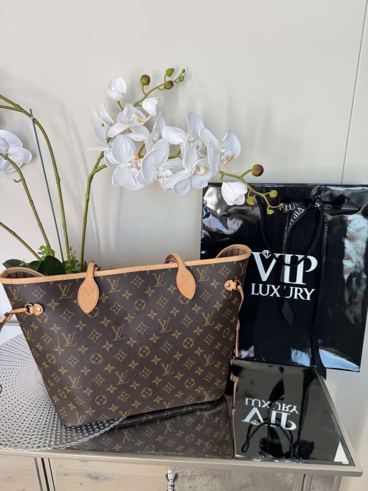 Louis Vuitton Neverfull