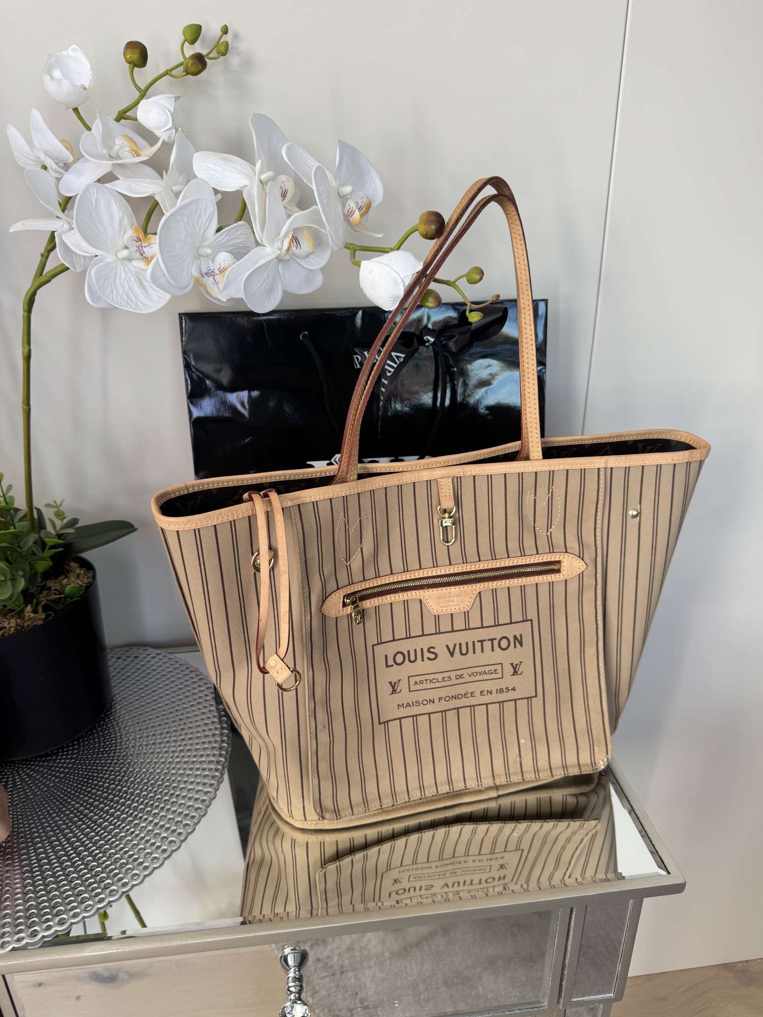 Louis Vuitton Neverfull
