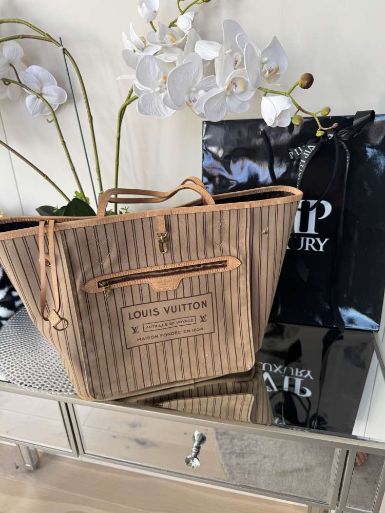 Louis Vuitton Neverfull