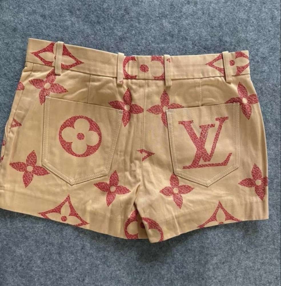 Louis Vuitton šortky