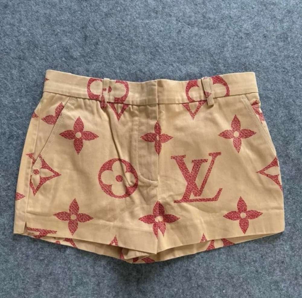 Louis Vuitton šortky